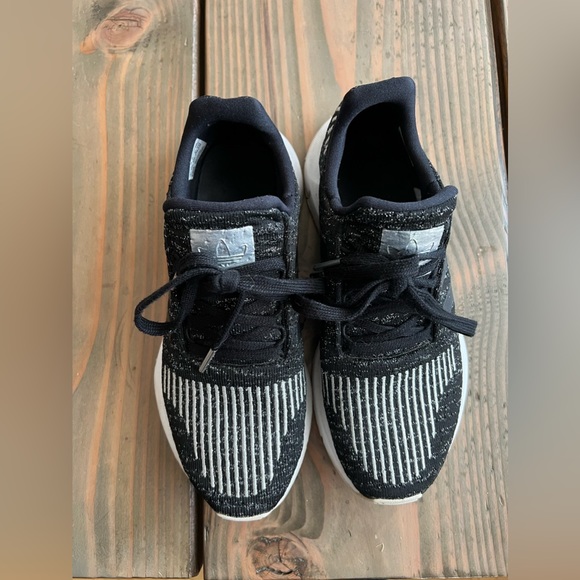 Women’s Adidas Swift Run Tennis Shoes - Picture 2 of 4